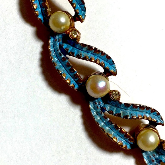 Hobé Vintage Necklace and Bracelet - Picture 4 of 8